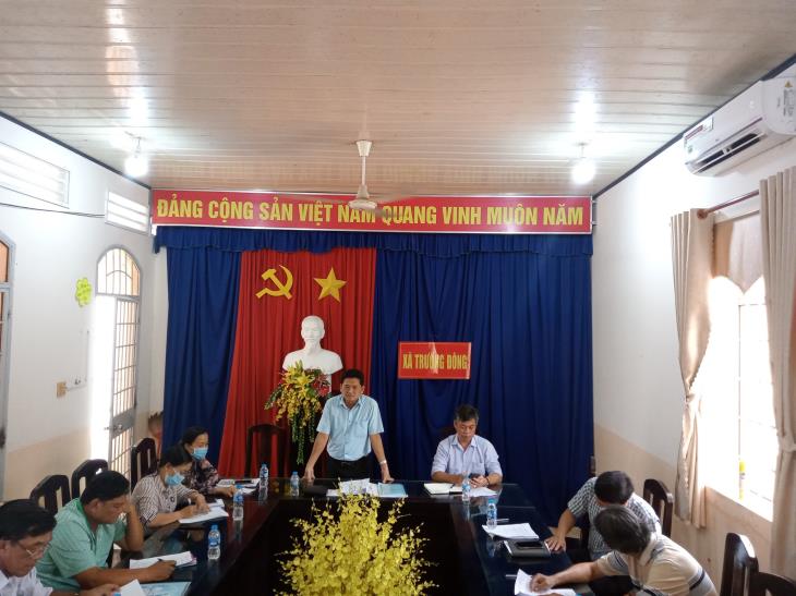 Hội đồng nhân dân xã Trường Đông, thị xã Hòa Thành giám sát việc giải quyết ý kiến, kiến nghị của cử tri